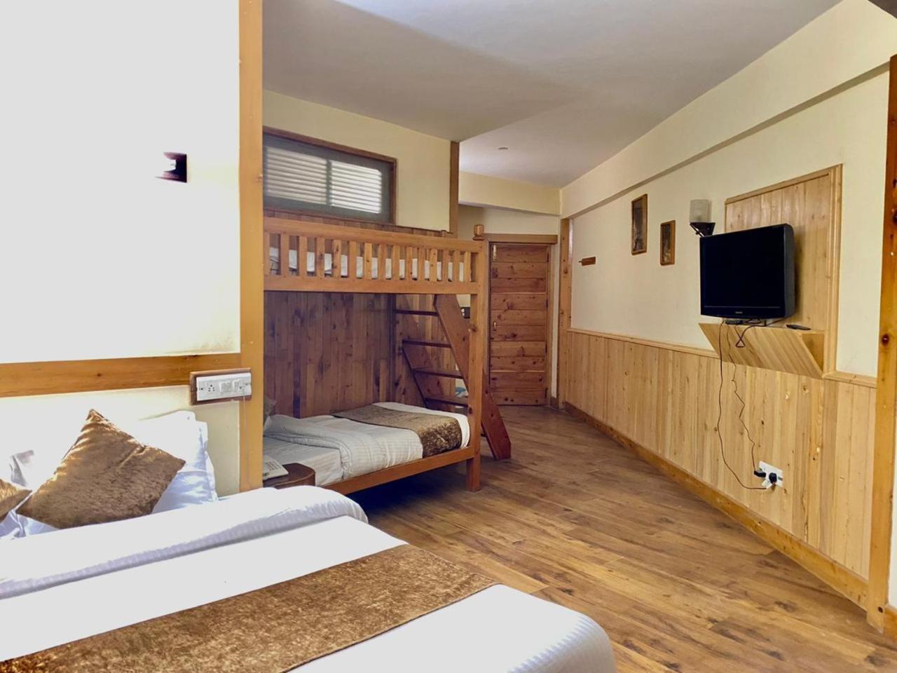 The Vashisht, Manali - A Four Star Luxury Hotel Exterior photo